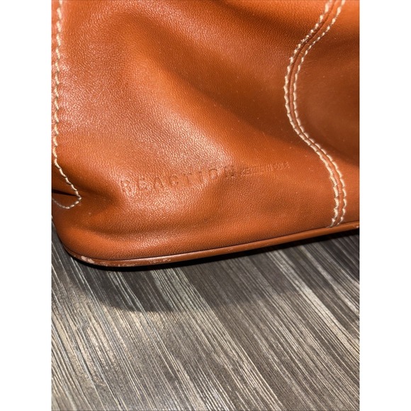 Kenneth Cole Reaction Quality Leather Small Shoulder Bag Short Under Arm Length - Picture 2 of 11